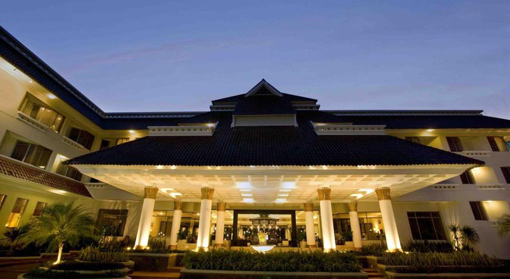 Hotel Santika Premiere Jogja Yogyakarta Exterior photo